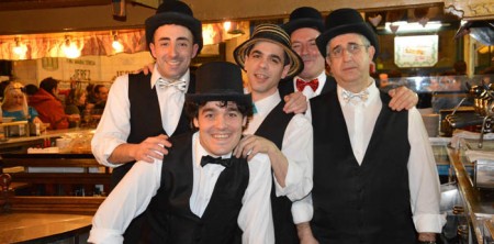 Éxito del Carnaval en el Café La Granja y el Café Iruña
