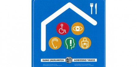 Café Iruña y La Granja “sello de accesibilidad”