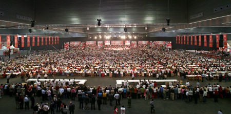 Día de la Rosa en BEC. Comida popular Anual Hasta 6000 pax.