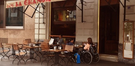 Nueva terraza en el Café La Granja
