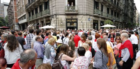 Miércoles 6 de julio: chupinazo en el Café Iruña de Bilbao